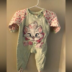 Girls Disney Aristocats Marie Onesie Pajamas - Size 12
Months